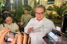 Airlangga harap Himbara tidak terlalu cepat naikkan bunga kredit