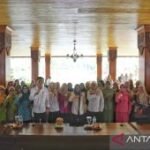Pemkot Mojokerto libatkan organisasi perempuan skrining IVA