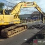 Jalan nasional Tulungagung-Trenggalek ditutup total