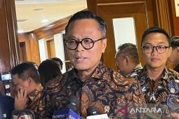 Dony tegaskan investasi Danantara tak pakai aset pokok BUMN