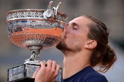 Zverev raih gelar Grand Slam pertama di Roland Garros