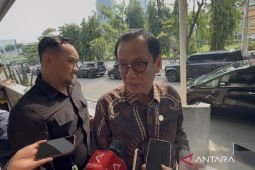 OJK pastikan tidak ada PHK massal di sektor perbankan nasional