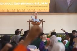 Zulhas ajak mahasiswa kawal kebijakan lewat dialog terbuka