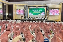 Wakil Rais Syuriyah PWNU Jatim pimpin dzikir sambut Muktamar NU