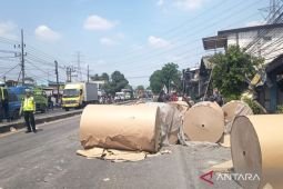Empat orang meninggal dunia dalam kecelakaan di Pasuruan
