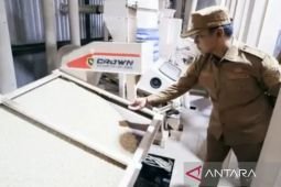Bangkalan pangkas rantai distribusi beras melalui program 'beras desa'
