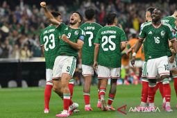 Meksiko bungkam Ekuador 2-0 dan melaju ke 16 besar
