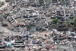 Korban tewas gempa Venezuela bertambah jadi 4.561 orang