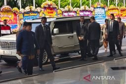 Prabowo tiba di acara akad nikah Kasespri Rizky Irmansyah