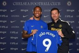 Chelsea resmi perpanjang kontrak Joao Pedro hingga 2034