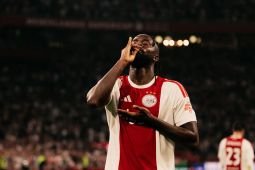 Ajax kalahkan Sion 5-3