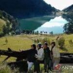 170 pendaki Semeru dievakuasi akibat kebakaran dalam kondisi aman