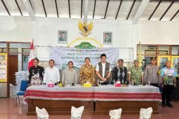 Bulog pastikan bantuan beras di Lamongan tepat sasaran