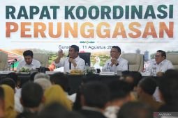 Mentan ancam cabut izin pelaku manipulasi harga pakan dan telur