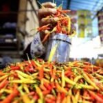 Harga pangan Senin, cabai rawit Rp87.250/kg dan telur ayam Rp31.450/kg