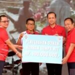 Kemendes dan Kementran salurkan donasi Rp100 juta untuk NTT
