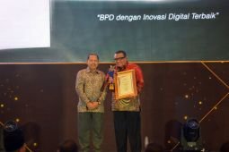 Bank Jatim raih dua penghargaan berkat inovasi digital JConnect