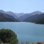 Wisata ke “danau surgawi” di Xinjiang