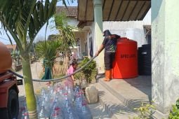 BPBD Jember salurkan air bersih untuk 8 kecamatan terdampak kekeringan