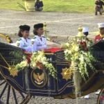 Kereta Garuda Prabayaksa bawa bendera dan teks proklamasi ke Istana
