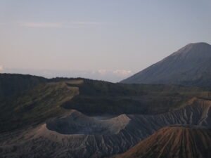 Kawasan Bromo saat matahari terbit