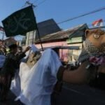 Pawai maulid nabi di Surabaya