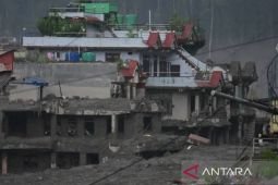 558 orang, termasuk 260 WN asing, hilang dalam banjir di China-Nepal