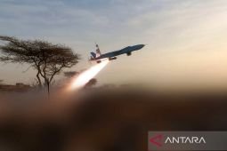 Houthi serang ibu kota Arab Saudi dan fasilitas produksi minyak Aramco