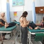 Penanganan korban diduga keracunan makanan