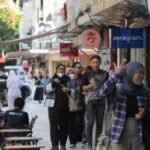 Perjalanan wisatawan nusantara ke Surabaya