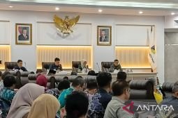 Kementerian ESDM target rasio elektrifikasi rumah tangga tuntas 2029