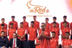 Pelatih targetkan prestasi dan pembinaan pemain muda De Red FC