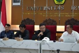 Unej fasilitasi peserta Peksiminas yang terkendala akibat erupsi GAK