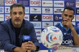 Tiada penyerang murni jadi kendala Arema hadapi Persik
