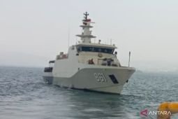 Indonesian Navy joins SAR operation for journalists near Anak Krakatau