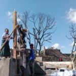 Sade Village begins rebuilding traditional Sasak homes, mosque