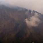 Tim gabungan padamkan kebakaran lahan di kawasan Gunung Rinjani