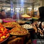Harga pangan Juma ini, cabai rawit Rp99.250/kg dan telur ayam Rp31.950/kg