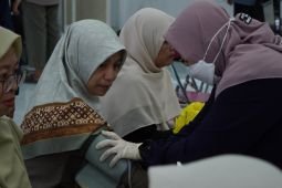 LDII - Dinkes Surabaya berikan layanan cek kesehatan gratis