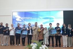 Bandara Juanda salurkan bantuan TJSL peringati HUT PT Angkasa Pura