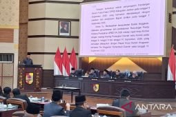 Pemkab-DPRD Jember sahkan Raperda P-APBD 2026 fokus tekan kemiskinan