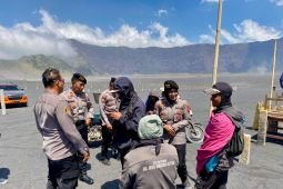 Polres Probolinggo berpatroli cegah karhutla saat Bromo dibuka