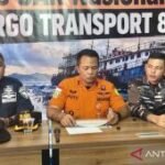 Basarnas kerahkan helikopter cari korban kecelakaan kapal di Laut Jawa