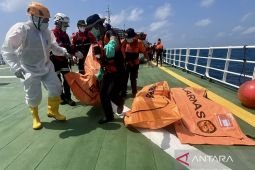 Basarnas temukan lagi tiga jasad korban KM Virgo