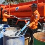 Penyaluran bantuan air bersih di Tulungagung