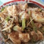 Sepiring rujak dan ingatan tentang kampung