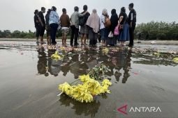 Menpora sampaikan empati bagi keluarga jurnalis dan awak kapal