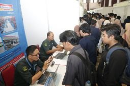 Pintu kerja, jalan yang panjang