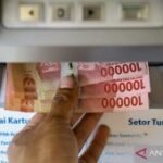 Rupiah menguat dipengaruhi dolar AS yang terkoreksi