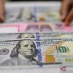 Rabu ini rupiah menguat menjadi Rp17.857 per dolar AS